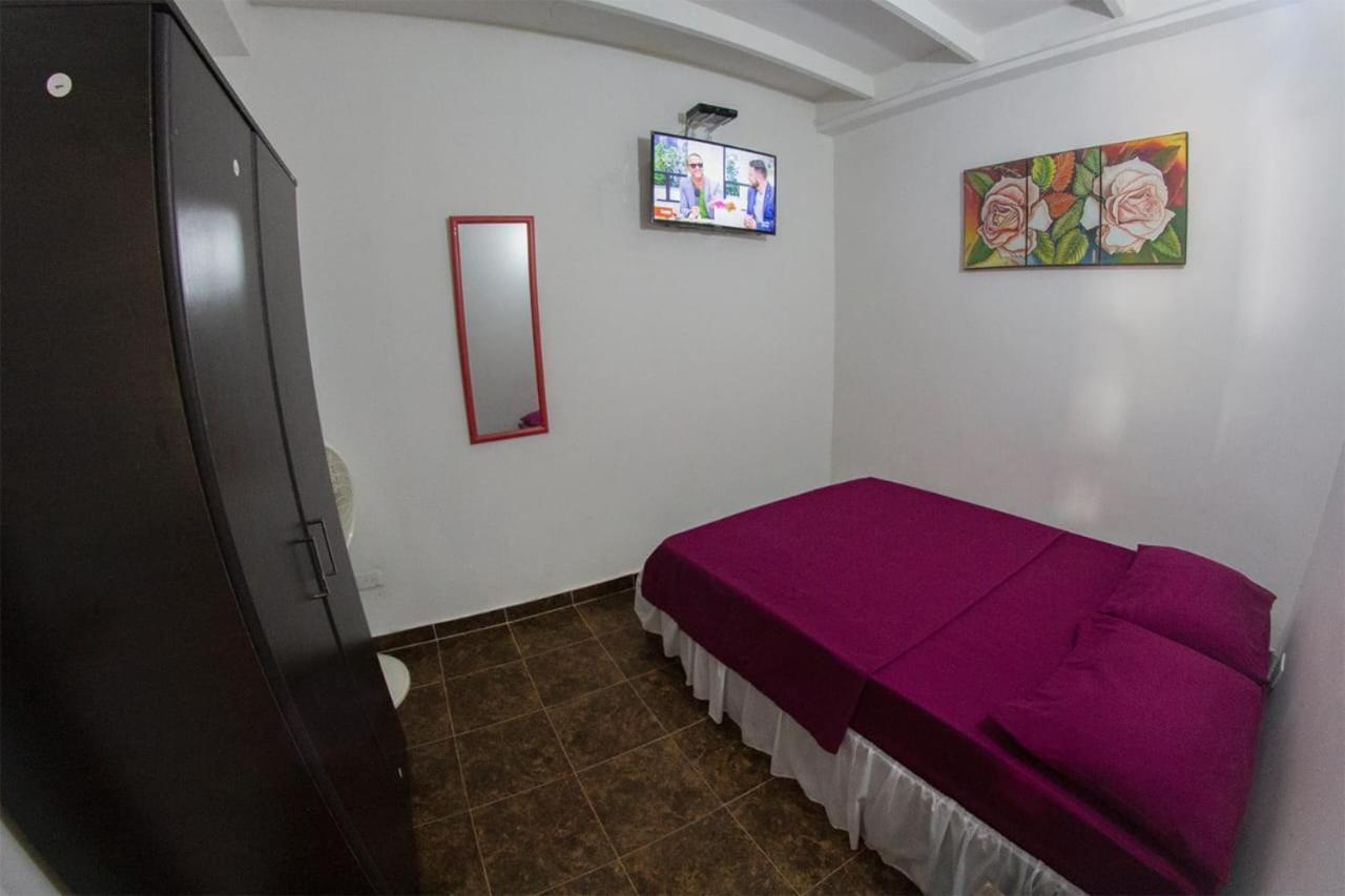 Apartamentos Hermanos Morales Merino San Andrés Exterior photo